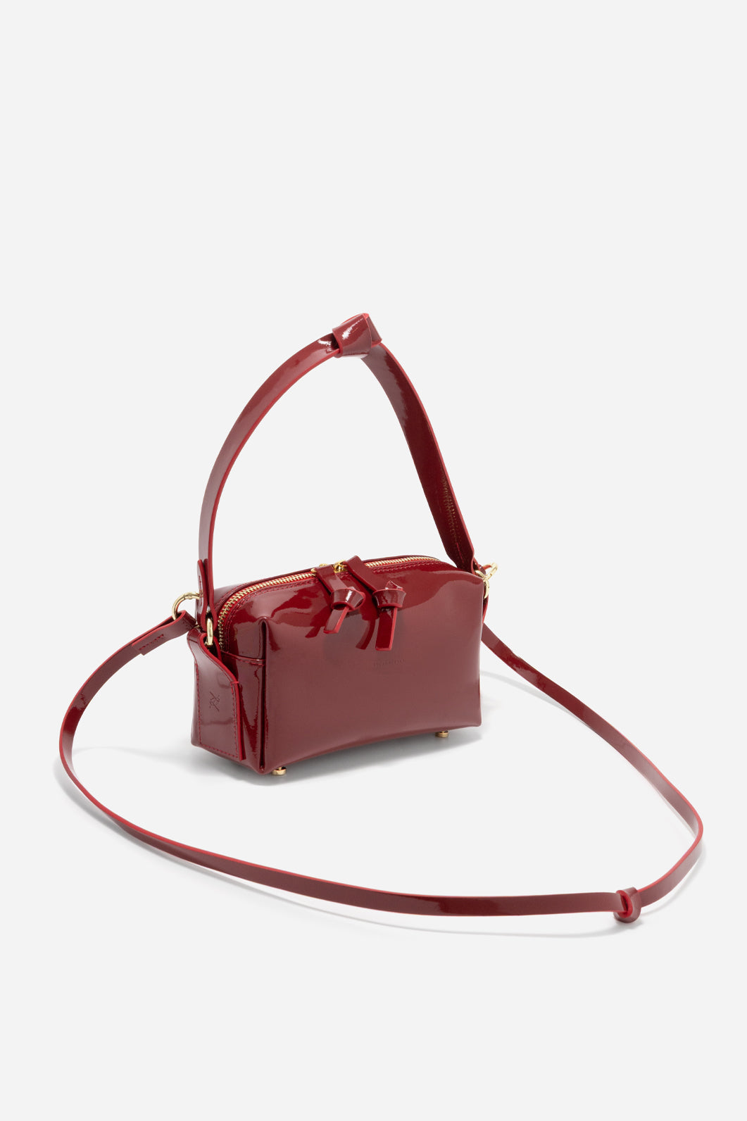 WINONA PATENT LEATHER BAG IN A CHERRY SHADE /GOLD/ KACHOROVSKA