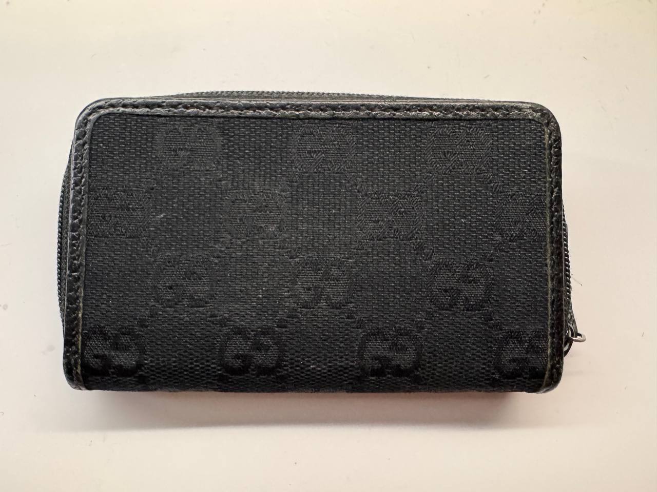 GUCCI Black GG Monogram Zip Card Holder / Coin Purse (Pre-Owned)