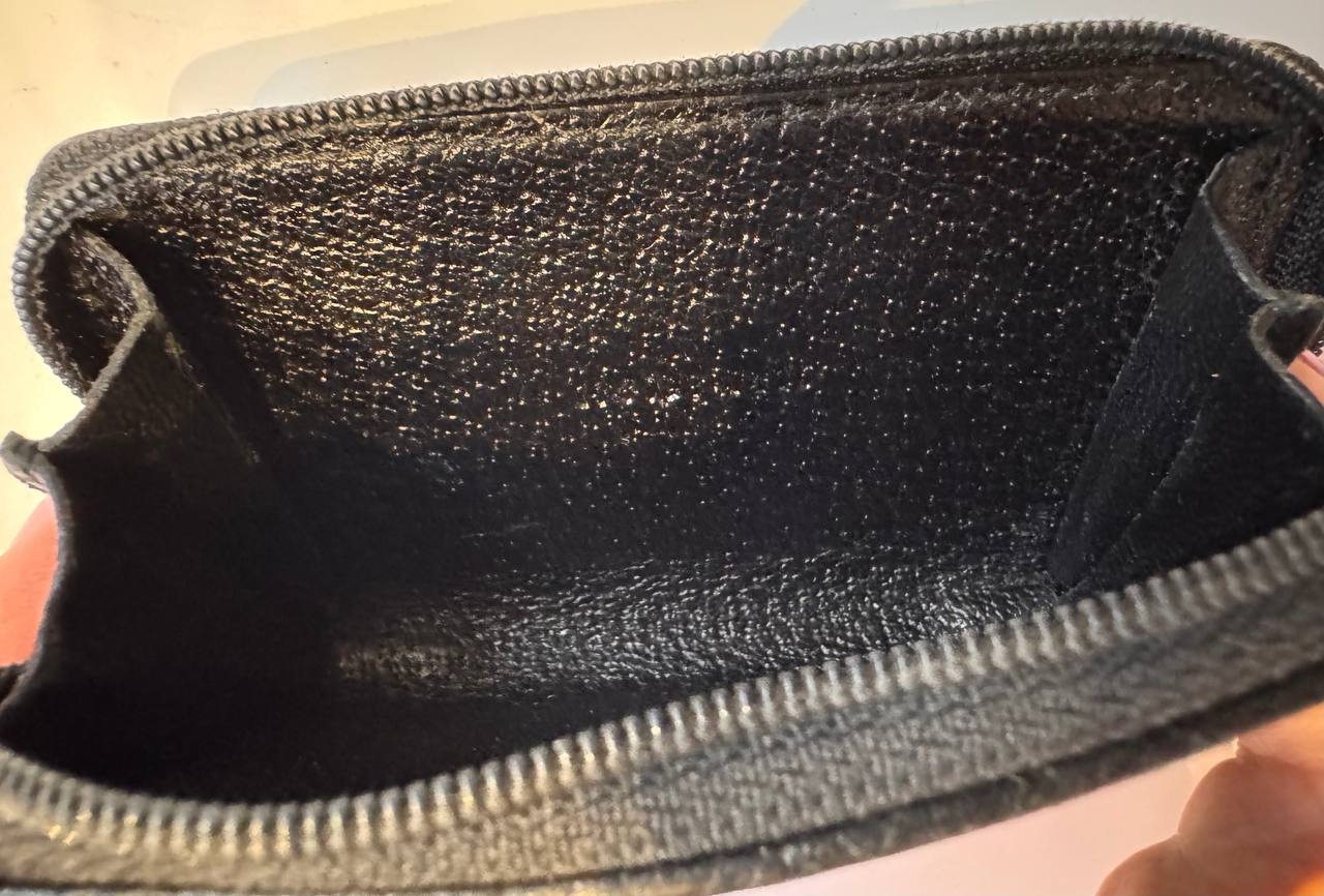 GUCCI Black GG Monogram Zip Card Holder / Coin Purse (Pre-Owned)