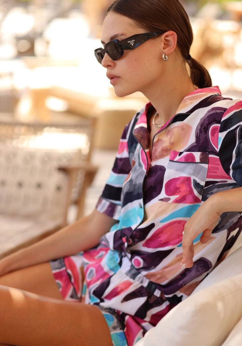 Suit with shorts Pink abstraction OLIZ