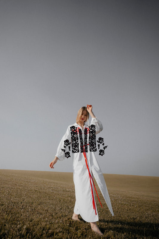 Blouse AR Borshchivka OLENA DATS
