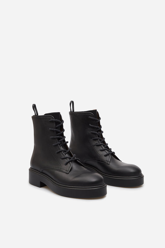 Lina black leather boots KACHOROVSKA