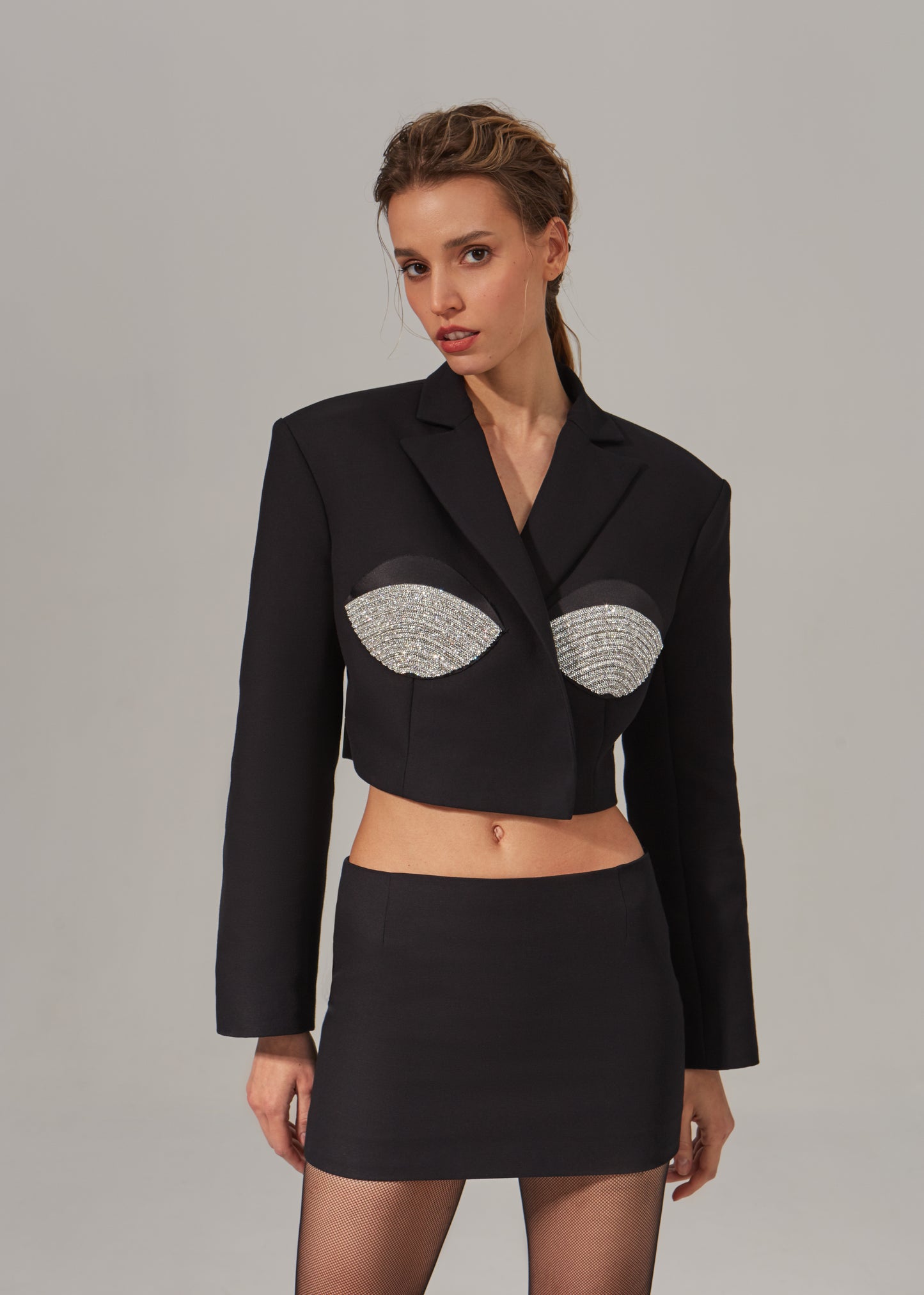 CROPPED OVERSIZED SPIRAL BLAZER Black/Crystal NUÉ